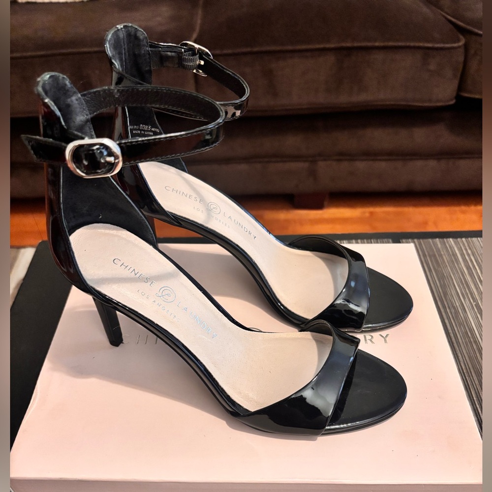 Chinese Laundry Simone Black Patent Heels